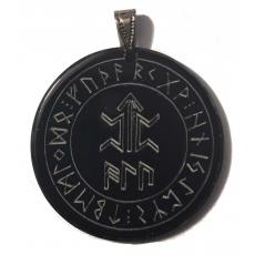 Amulett eines Kmpfers mit Schutzformel ALU (Kettenanhnger aus Horn)