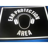 EAR PROTECTION AREA (Türschild)